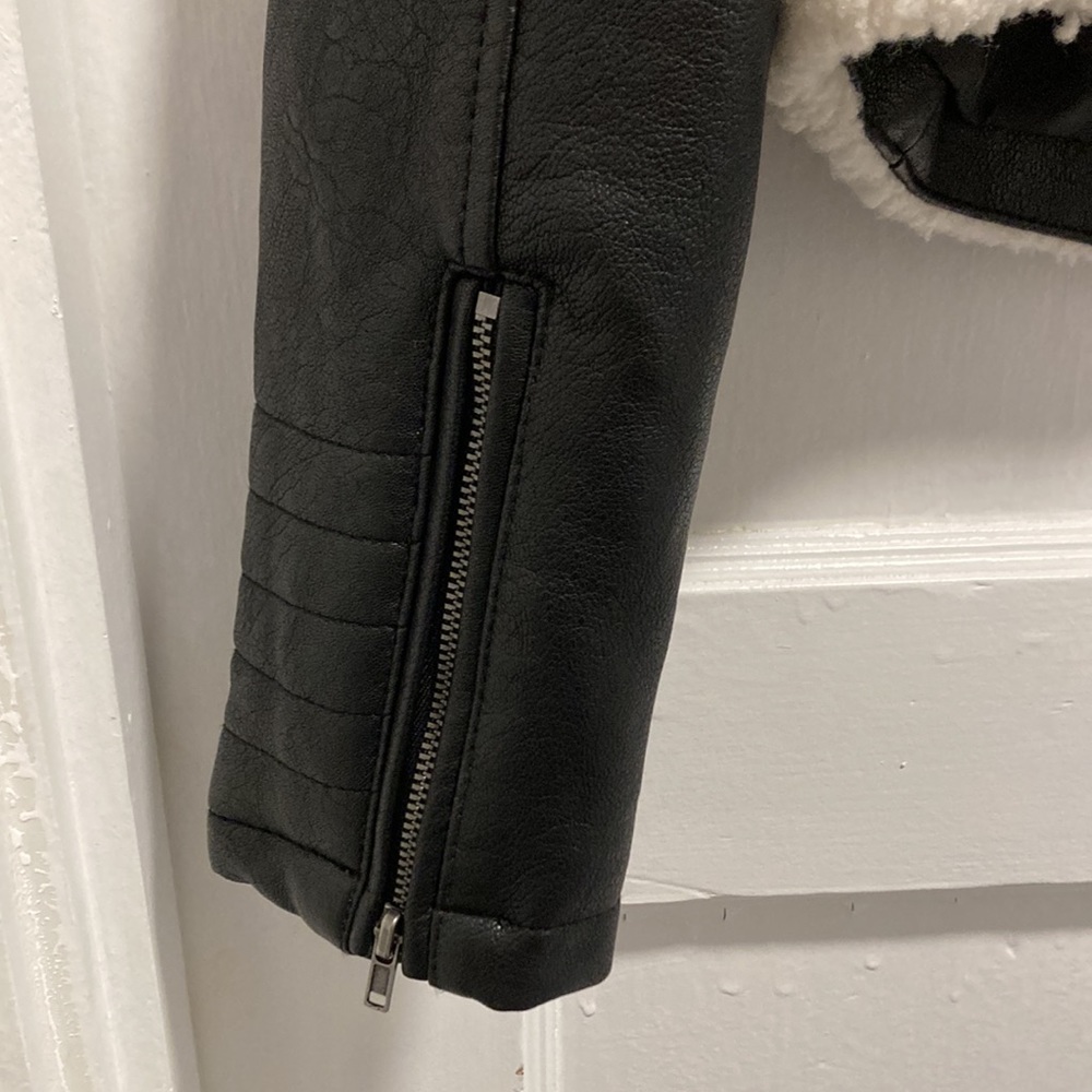 Express Leather Jacket - Picture 6 of 14
